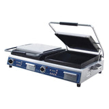 Globe GSGDUE14D Deluxe Double Sandwich Grill with Smooth Plates - GLGSGDUE14D