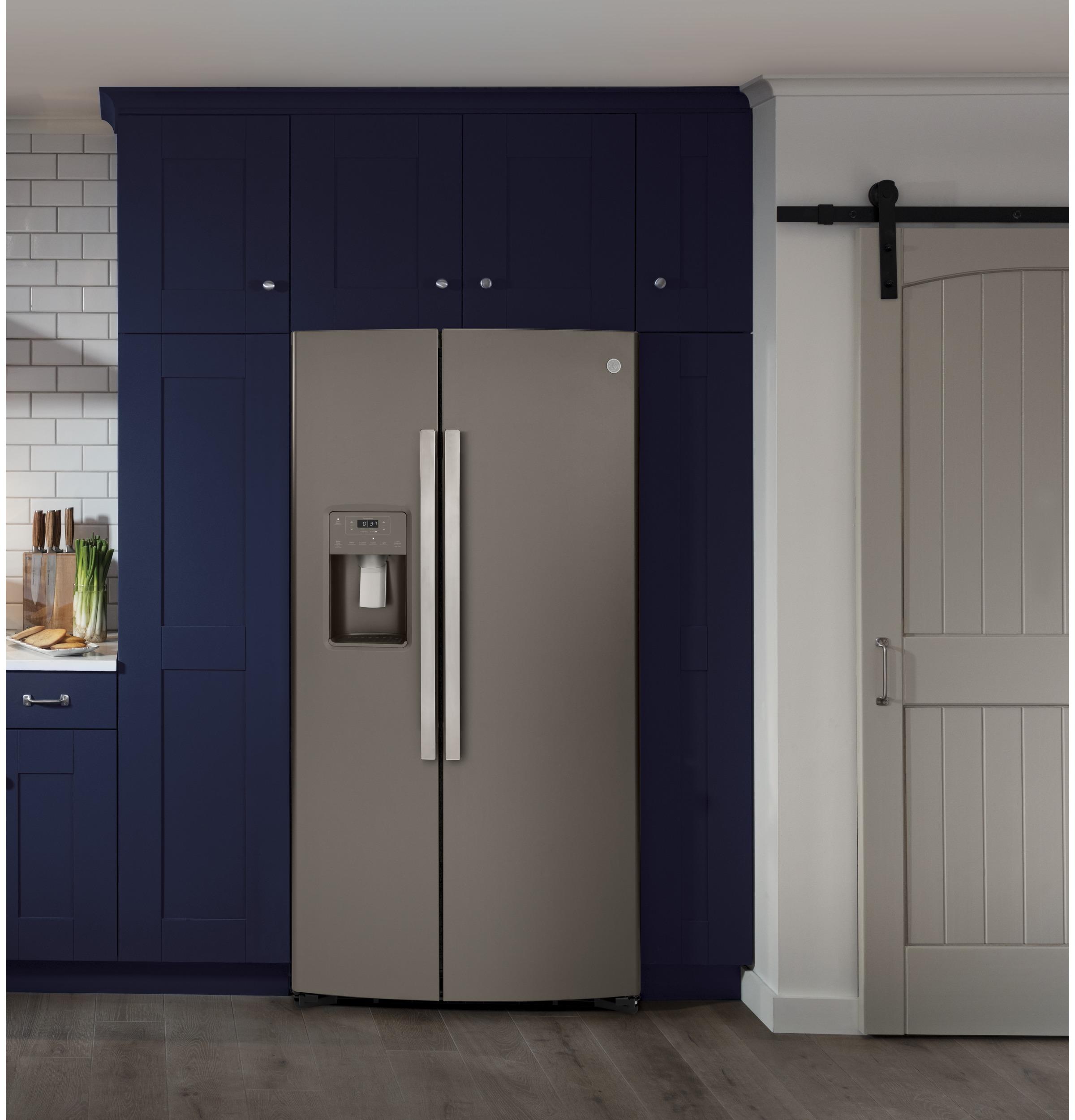 GE APPLIANCES GSS25IMNES GE® 25.1 Cu. Ft. Side-By-Side Refrigerator - GSS25IMNES-KT