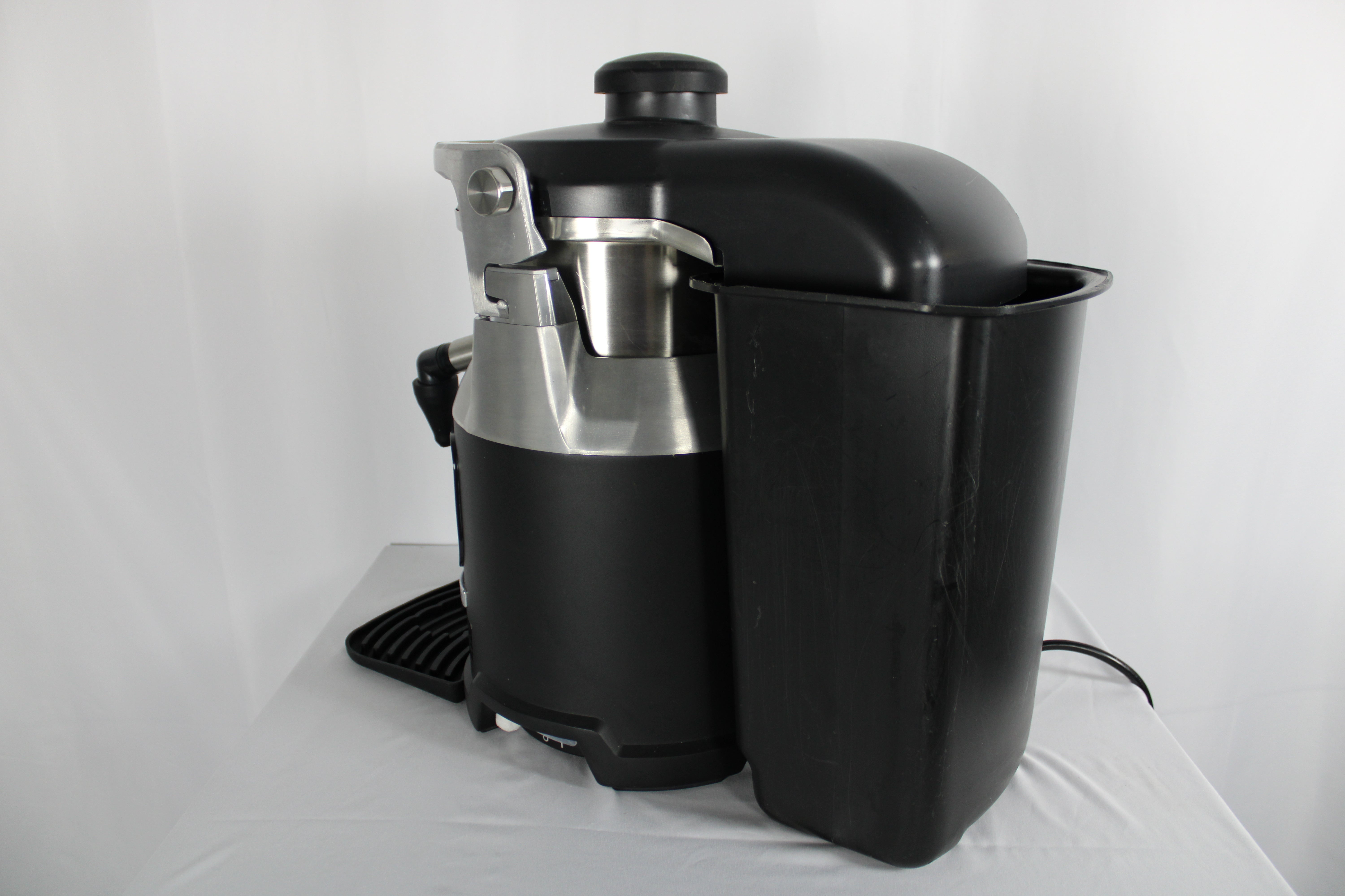 Hamilton Beach HJE960 Electric Centrifugal Juice Extractor-1 - USEHBHJE960