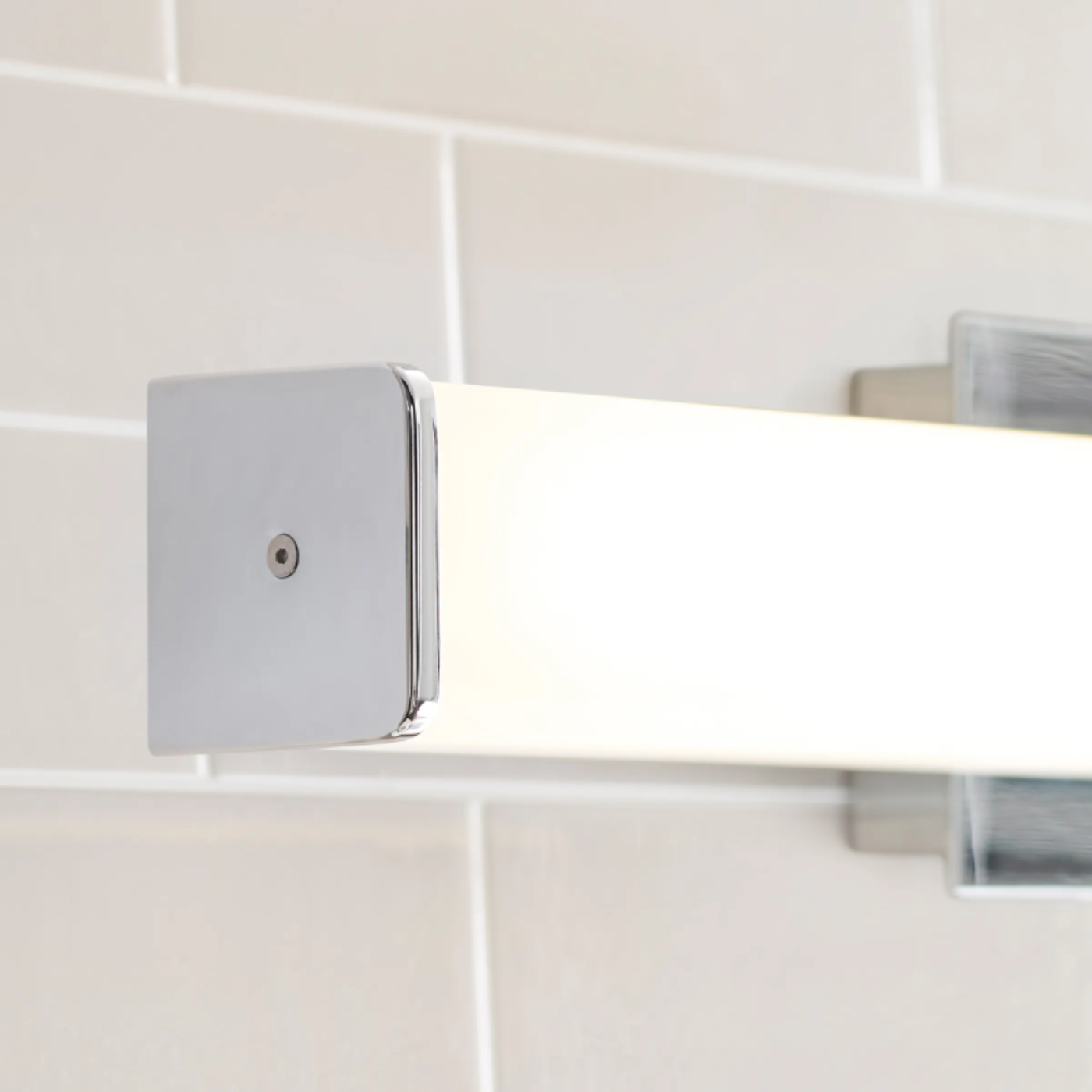 Visual Comfort & Co. Lynn Bathroom Sconce - VIS-700BCLYNN25WC-LED930