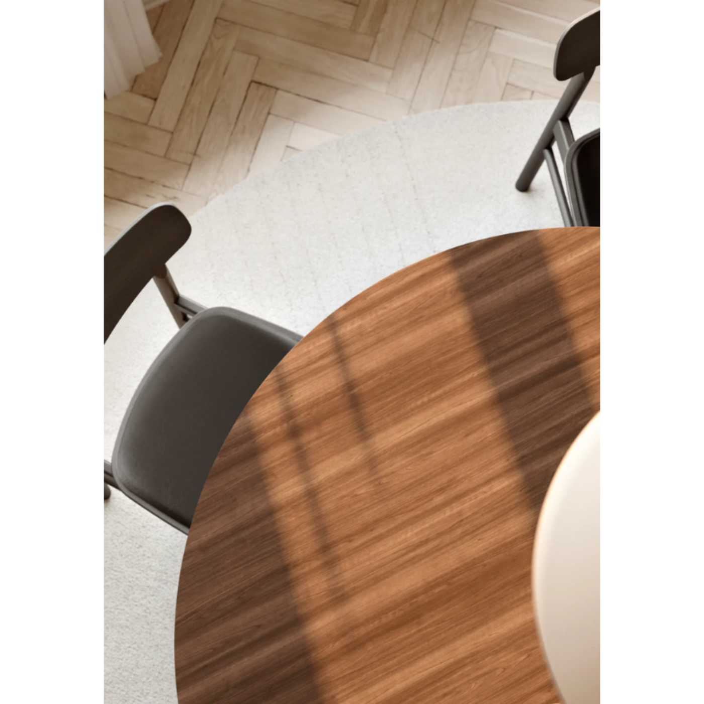 Woud Ludo Round Dining Table - WOU-110206