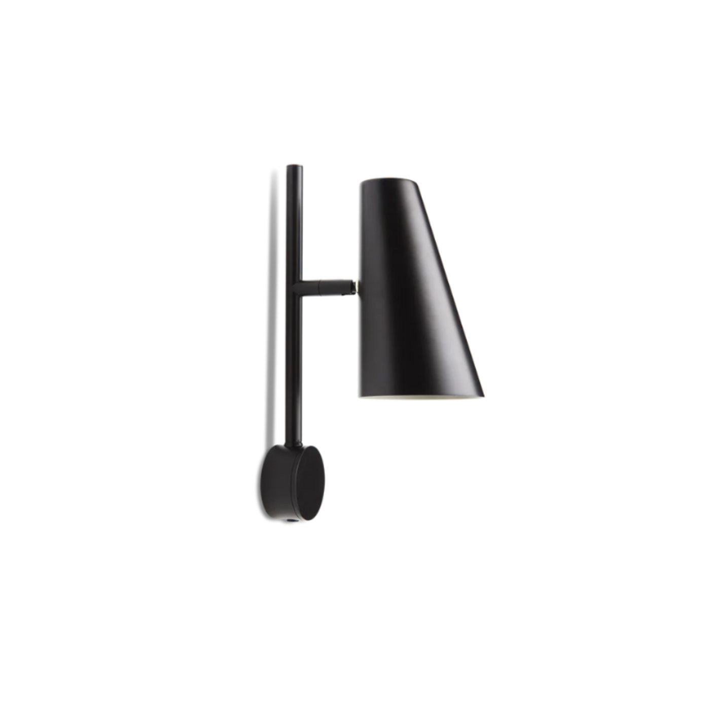 Woud Cono Wall Lamp