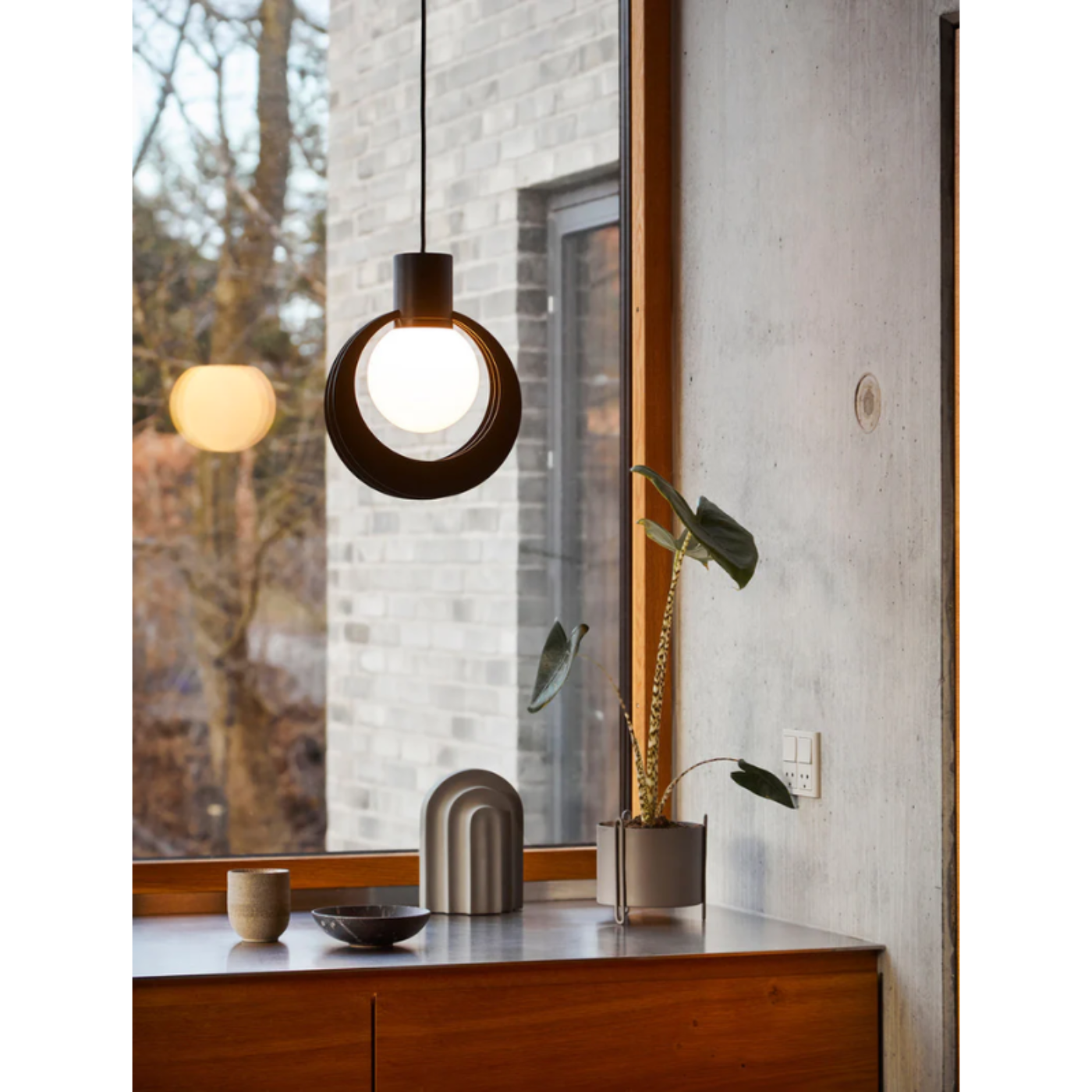 Woud Pidestall Planter - WOU-150203