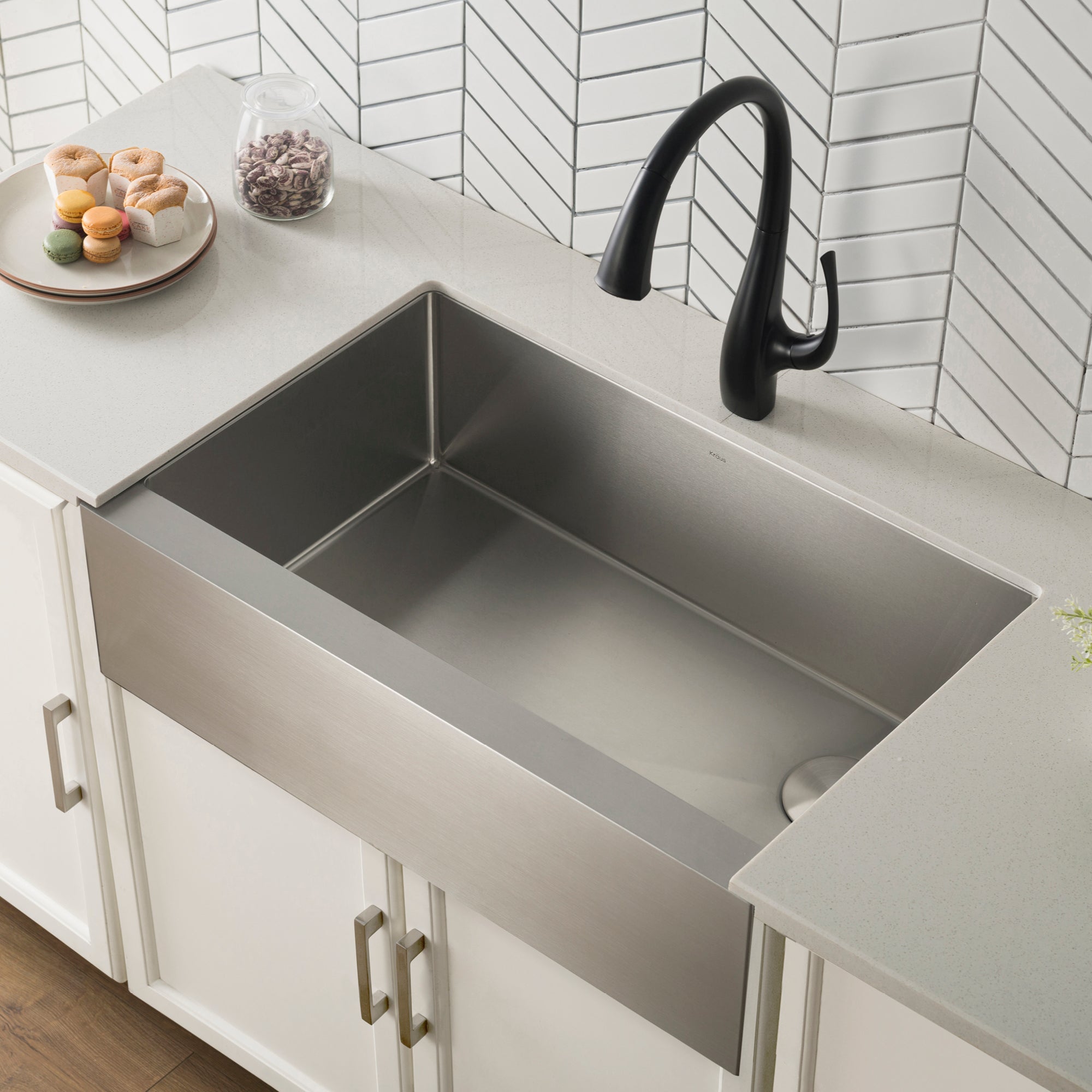 KRAUS 33" Modern Flat Front Farmhouse Stainless Steel Kitchen Sink with Off Center Drain - KHF410-33