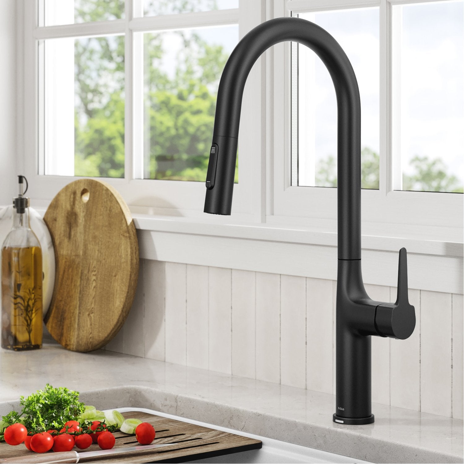 KRAUS Oletto Tall Modern Single-Handle Touch Activated with Pull Down Sprayer in Matte Black - KTF-3101MB
