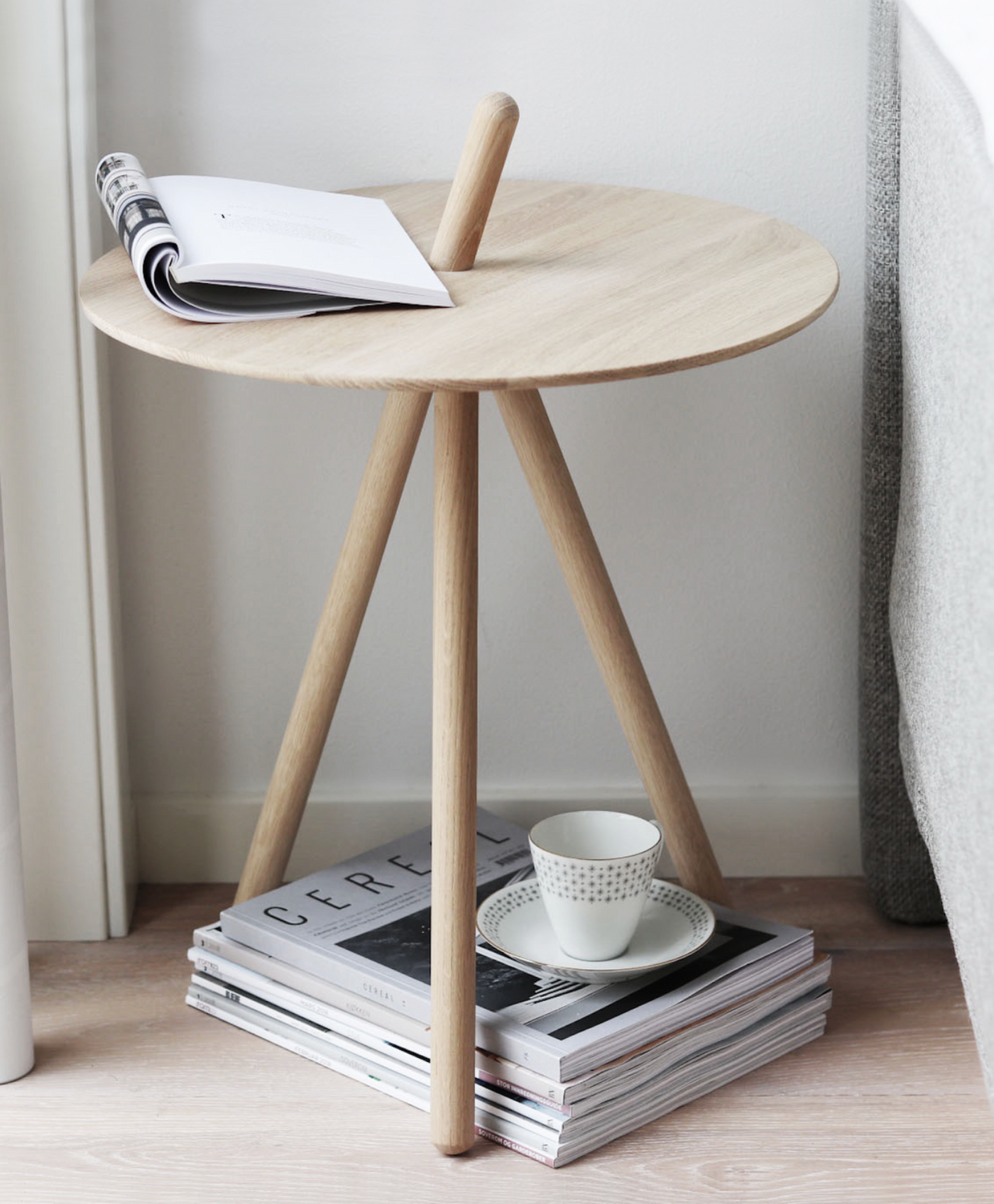 Woud Come Here Side Table