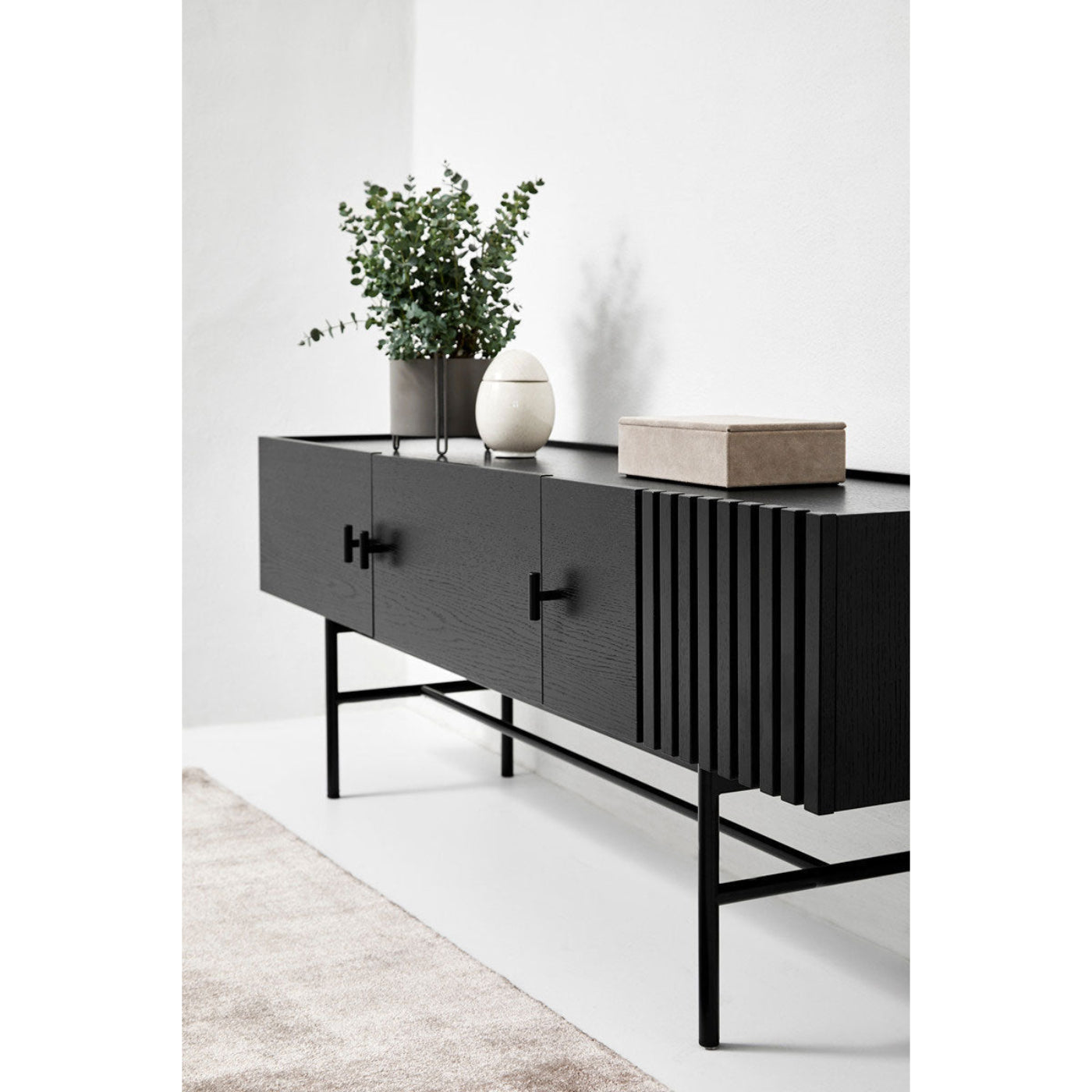 Woud Array Low Sideboard - 120423