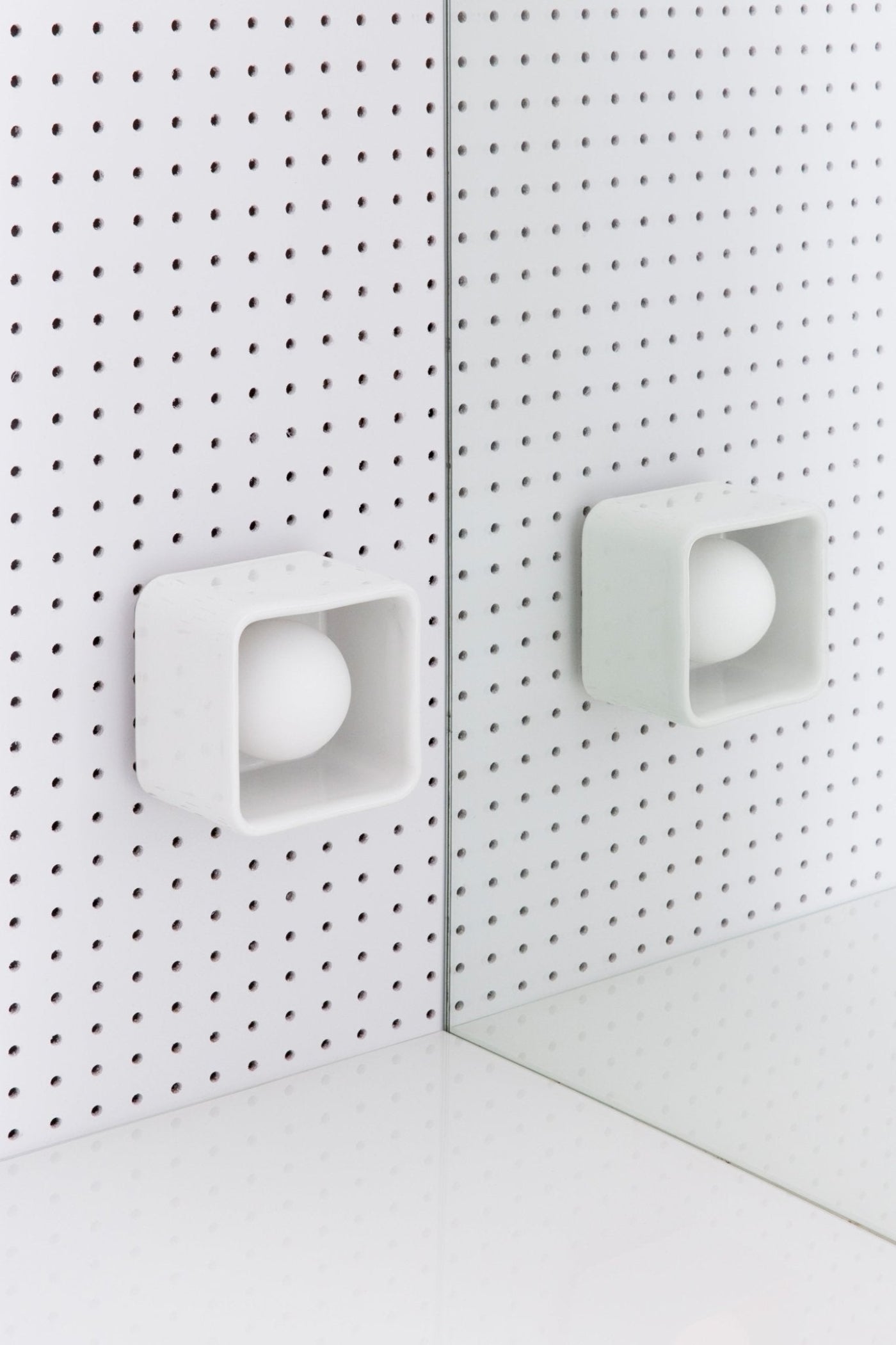 Workstead Brick I Wall Light - WS-BRI-1-GWE-110