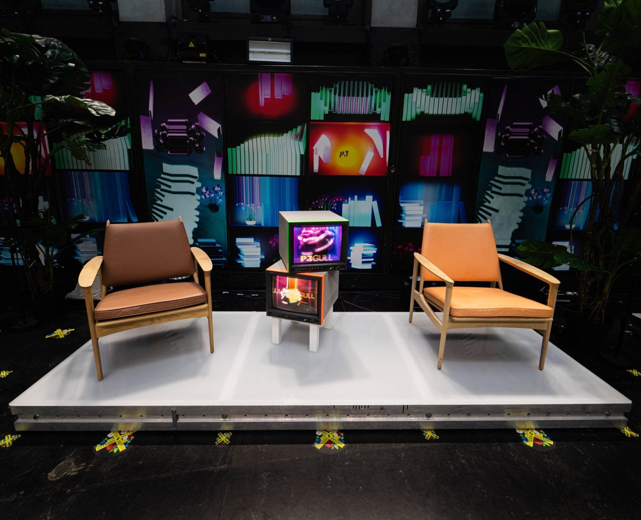 Eikund Broadway Lounge Chair