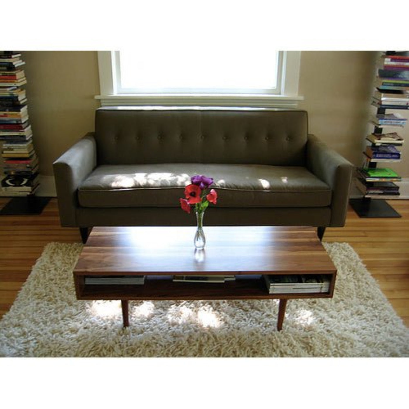 Eastvold Furniture Classic Coffee Table - CLASCOFWAL9