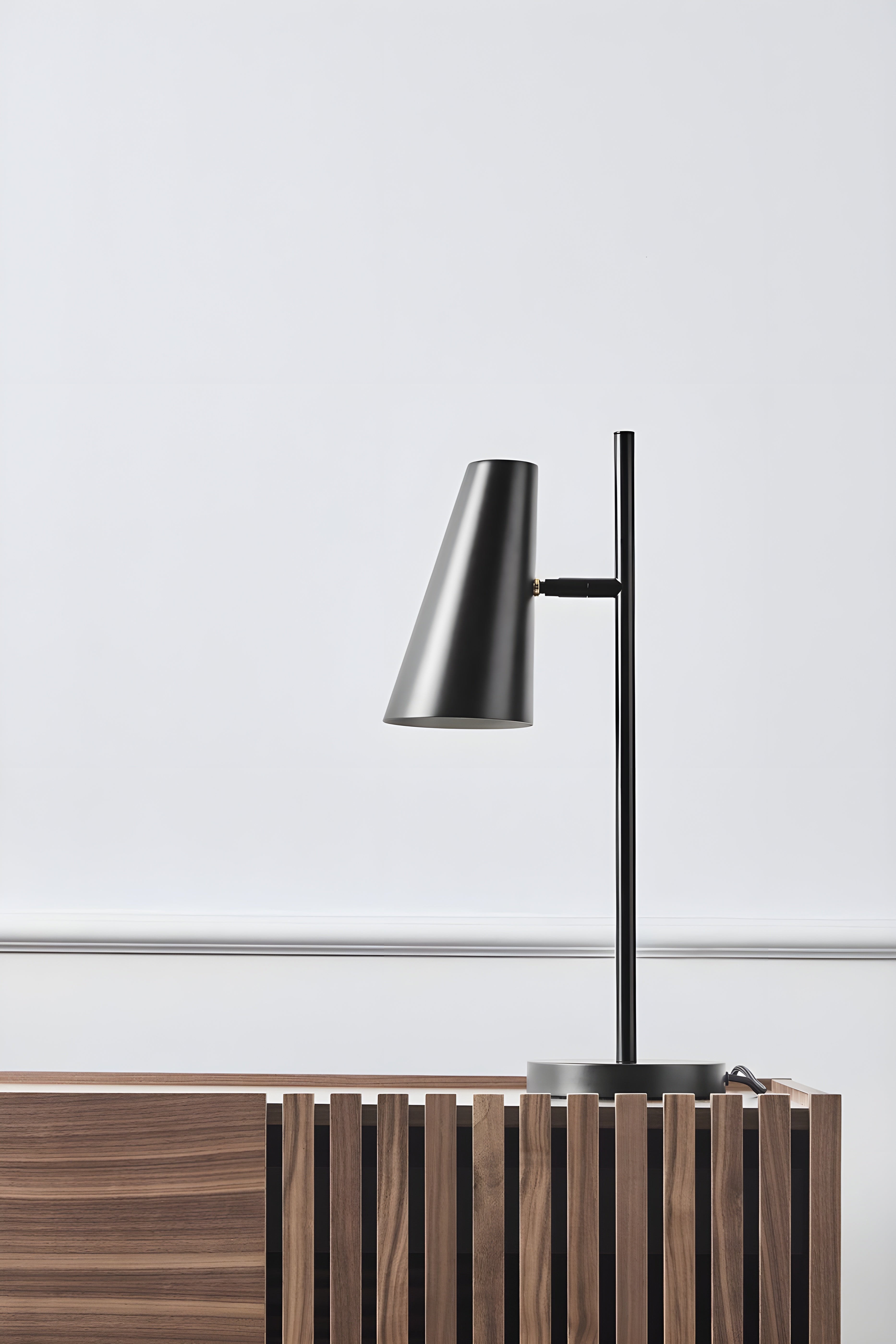 Woud Cono Table Lamp