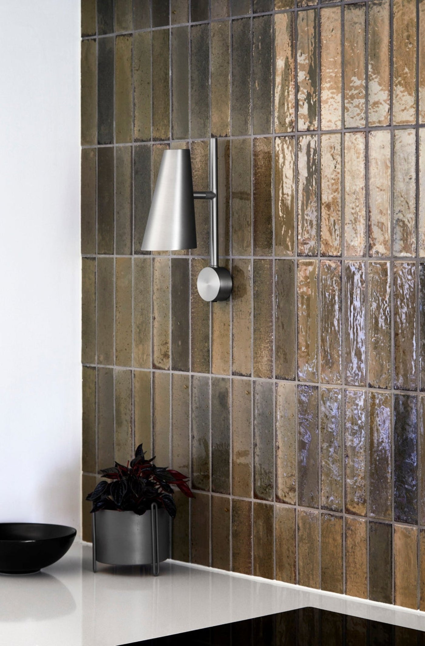 Woud Cono Wall Lamp