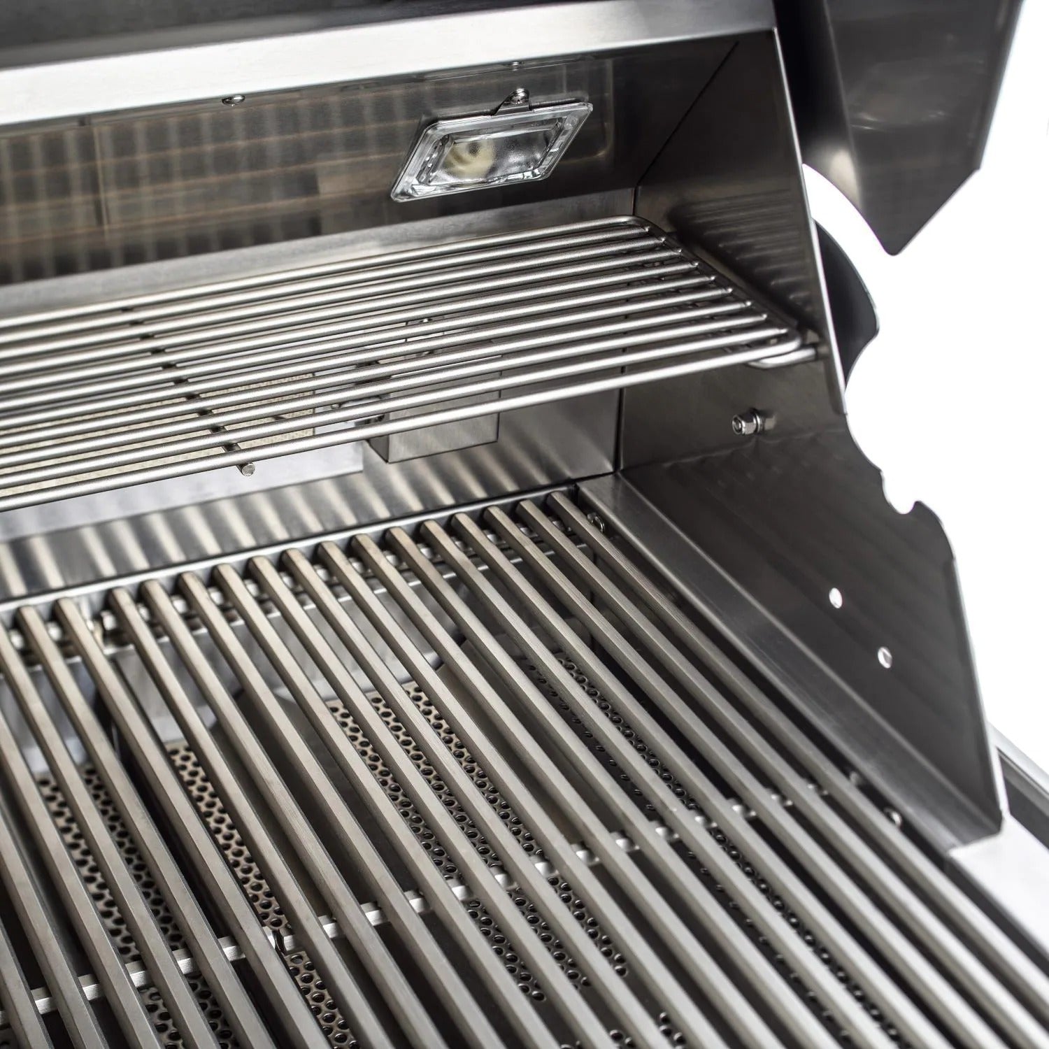 Blaze Professional LUX 34-Inch 3-Burner Propane Grill w/ Rear Infrared Burner - BLZ-3PRO-LP+BLZ-3PRO-CART-LTSC