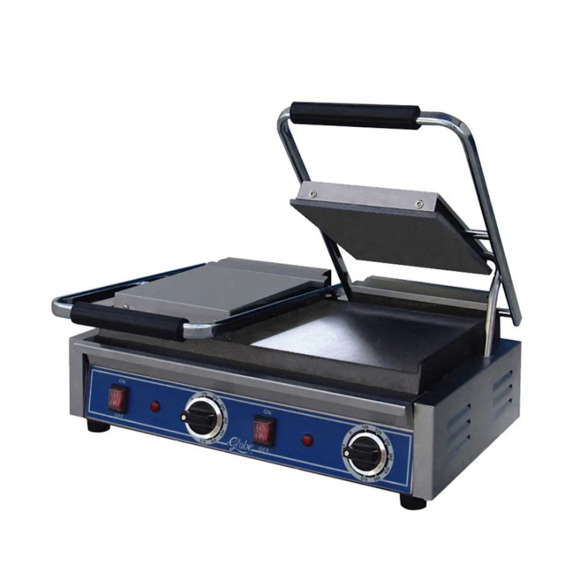 Globe GSGDUE10 Bistro Series Double Sandwich Grill with Smooth Plates - 3200W - GLGSGDUE10