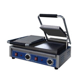 Globe GSGDUE10 Bistro Series Double Sandwich Grill with Smooth Plates - 3200W - GLGSGDUE10