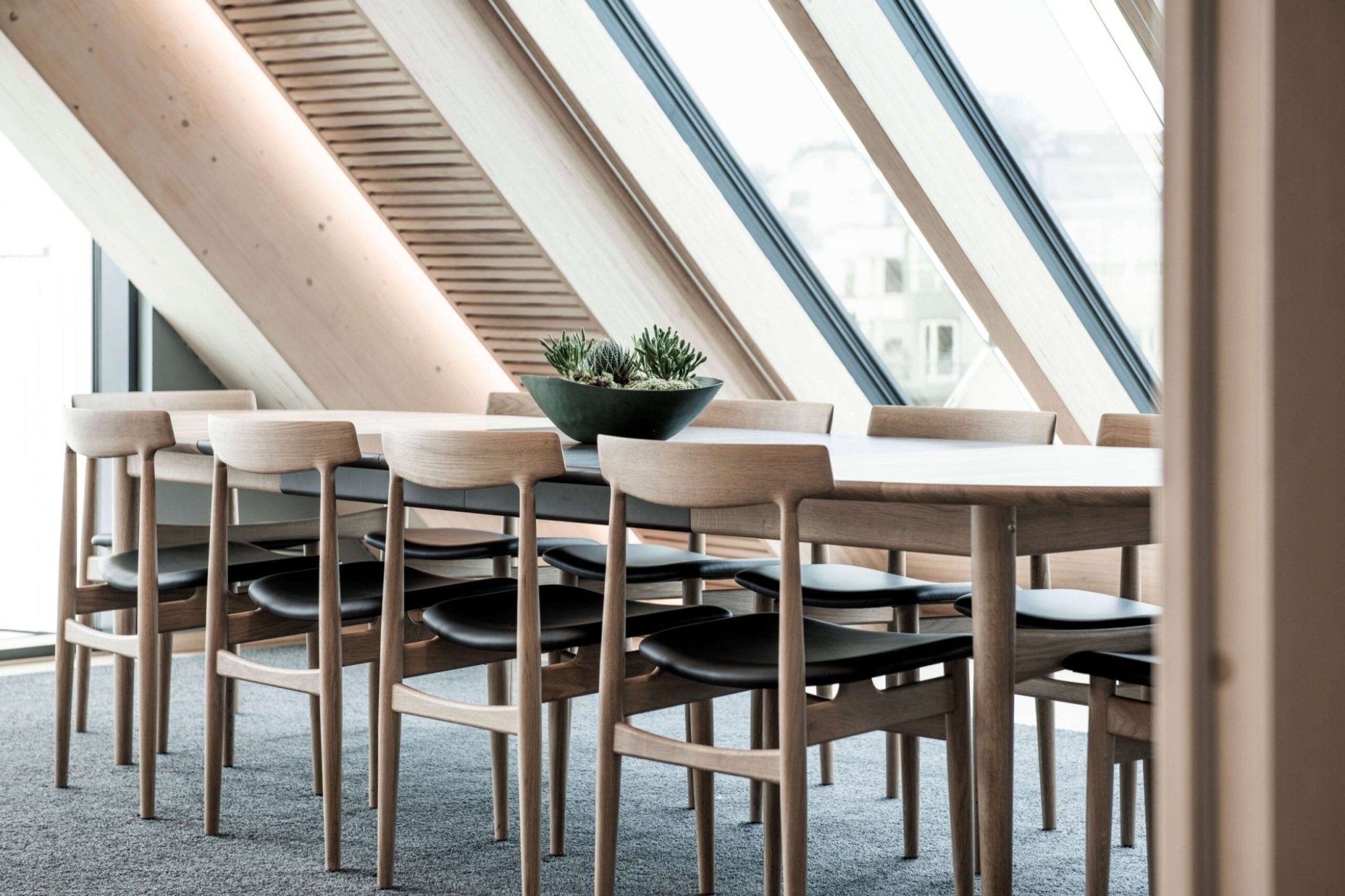 Eikund Hertug Dining Chair