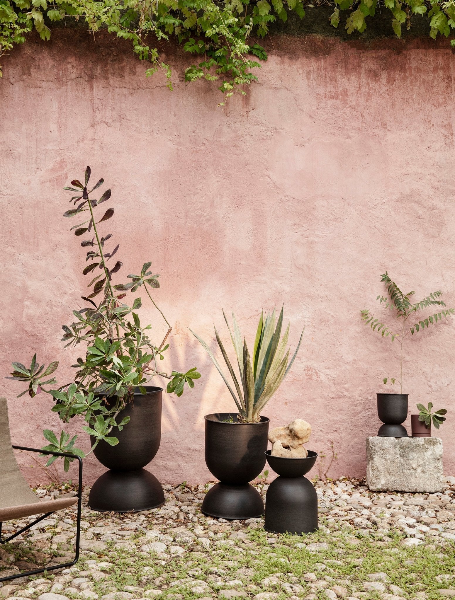 Ferm Living Hourglass Pot - 100709629