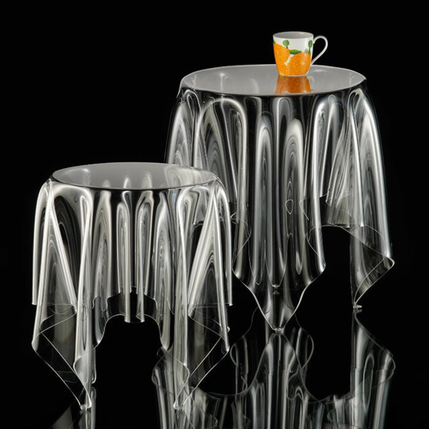 Essey Illusion Side Table - Clear