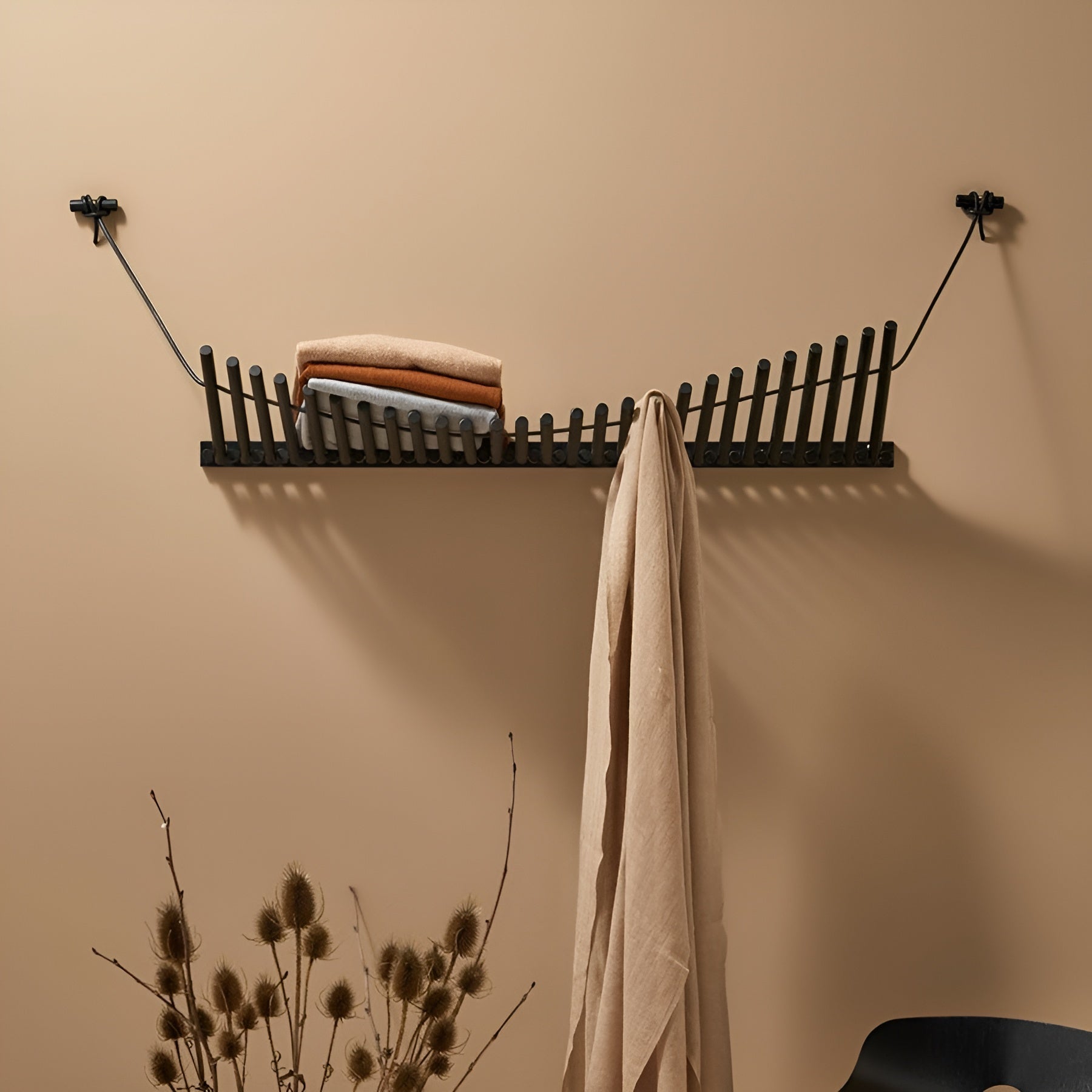 Woud Knaegt Coat Rack