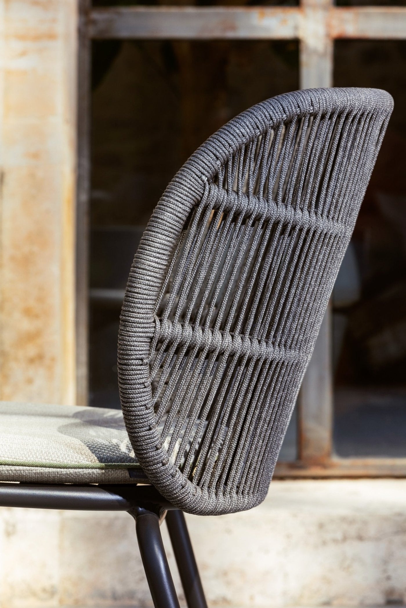 Vincent Sheppard Kodo Dining Chair - KIT-GD041S033-P0303