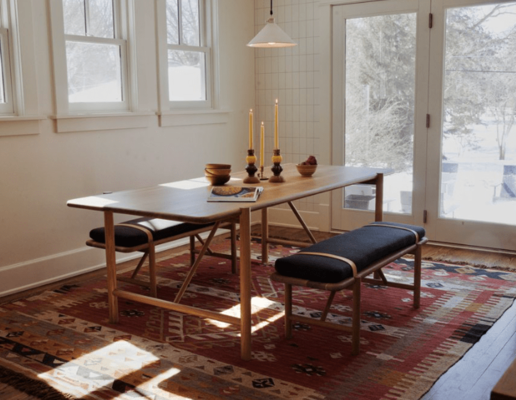 Eastvold Furniture Mora Dining Table - MORADINTBLWAL