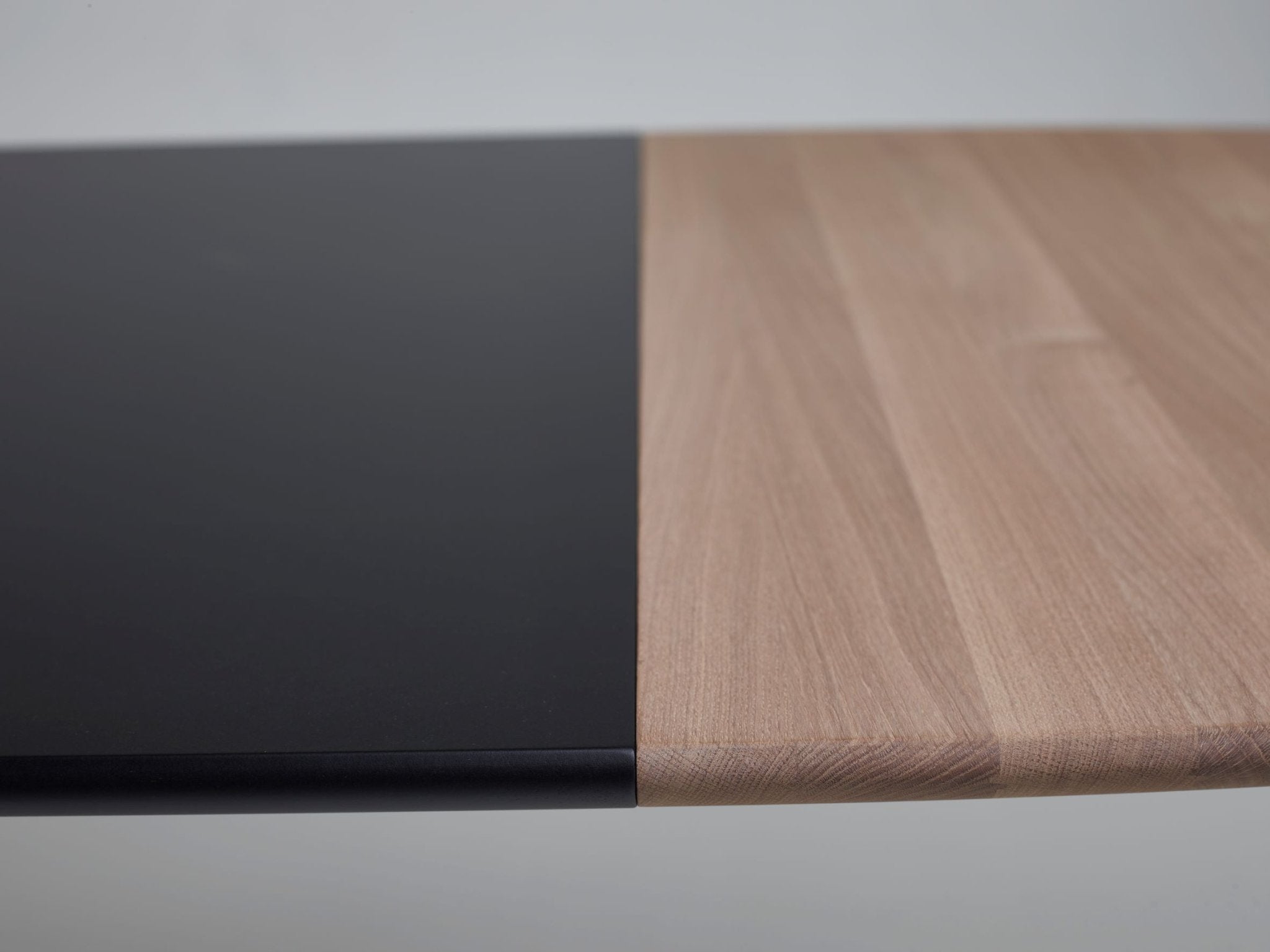 Eikund Oya Dining Table