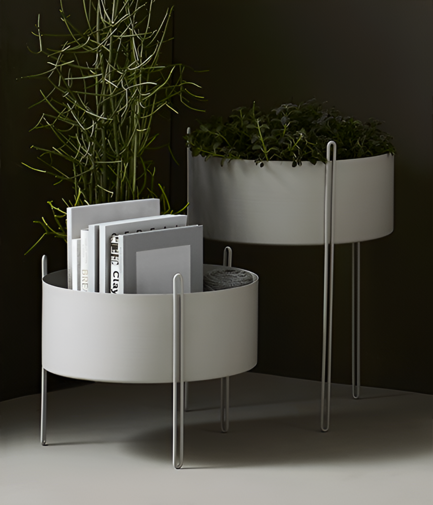 Woud Pidestall Planter