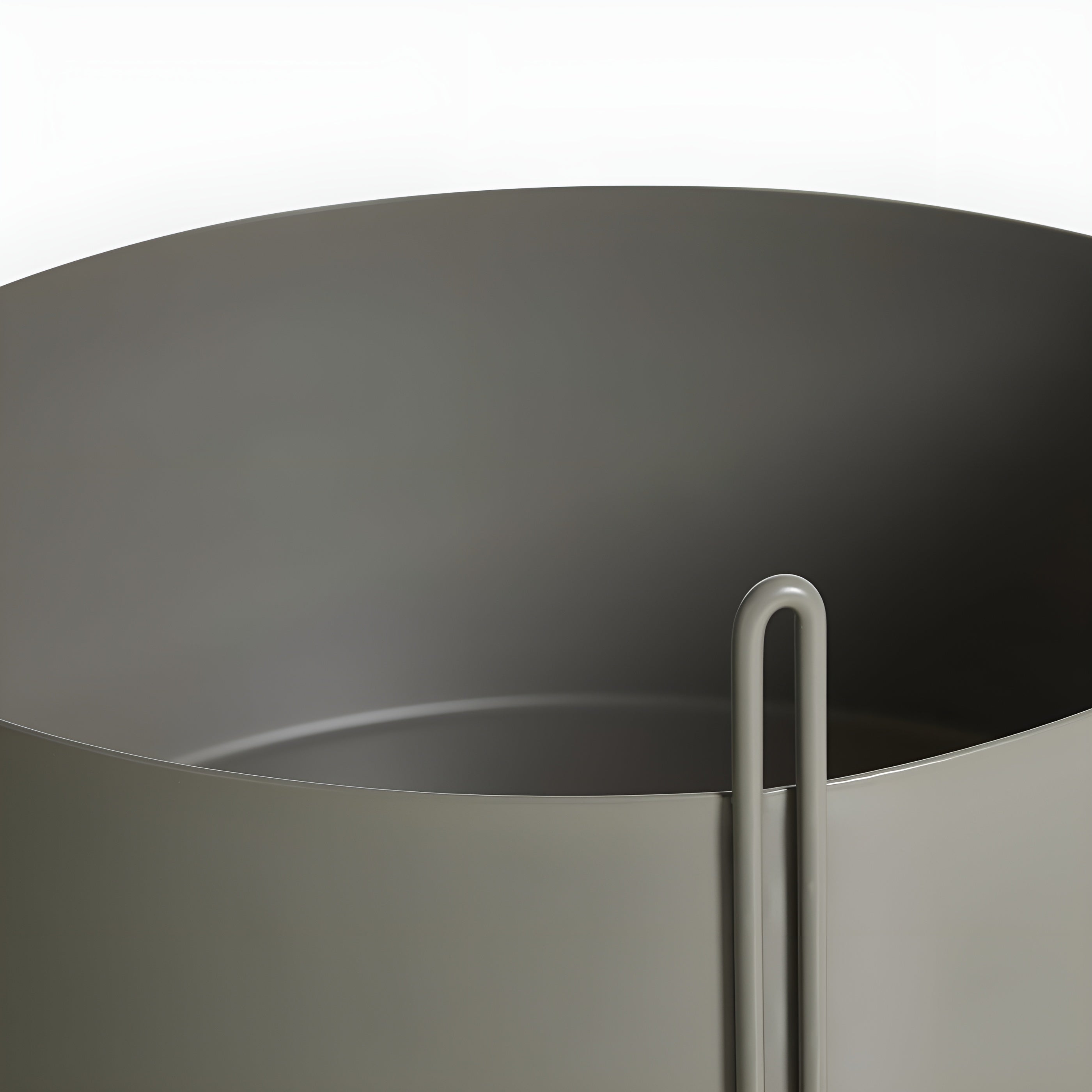 Woud Pidestall Planter