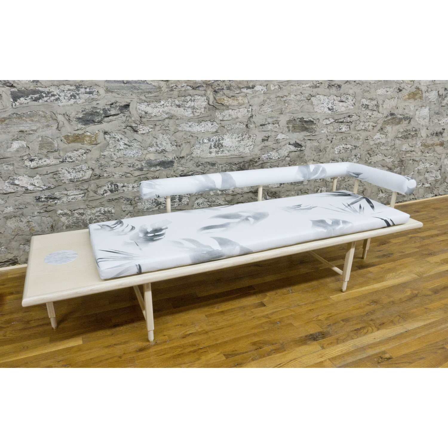 Volk St. Charles Daybed - VOLK509-Bleach-Right-WhiteTrop