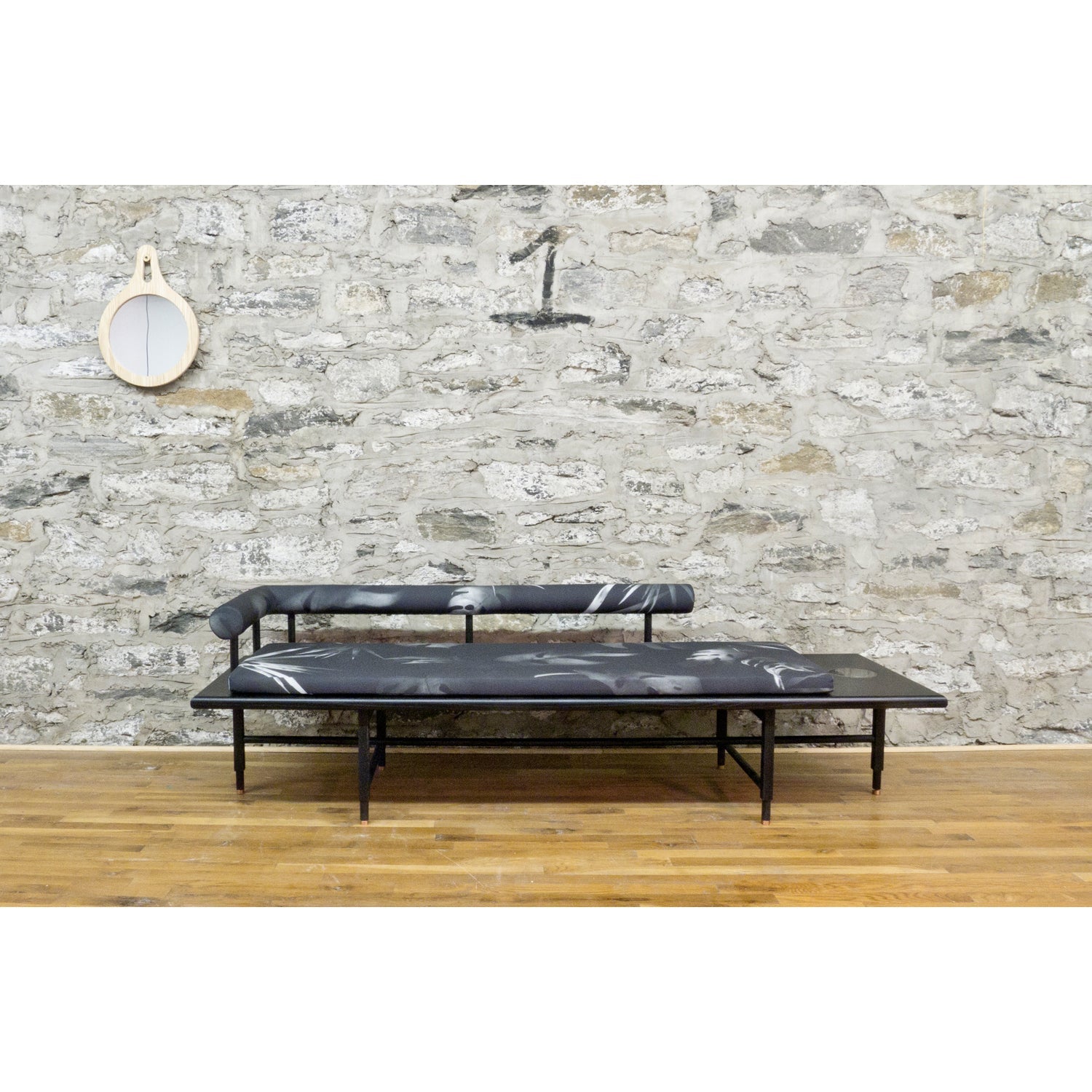 Volk St. Charles Daybed - VOLK509-Bleach-Right-WhiteTrop
