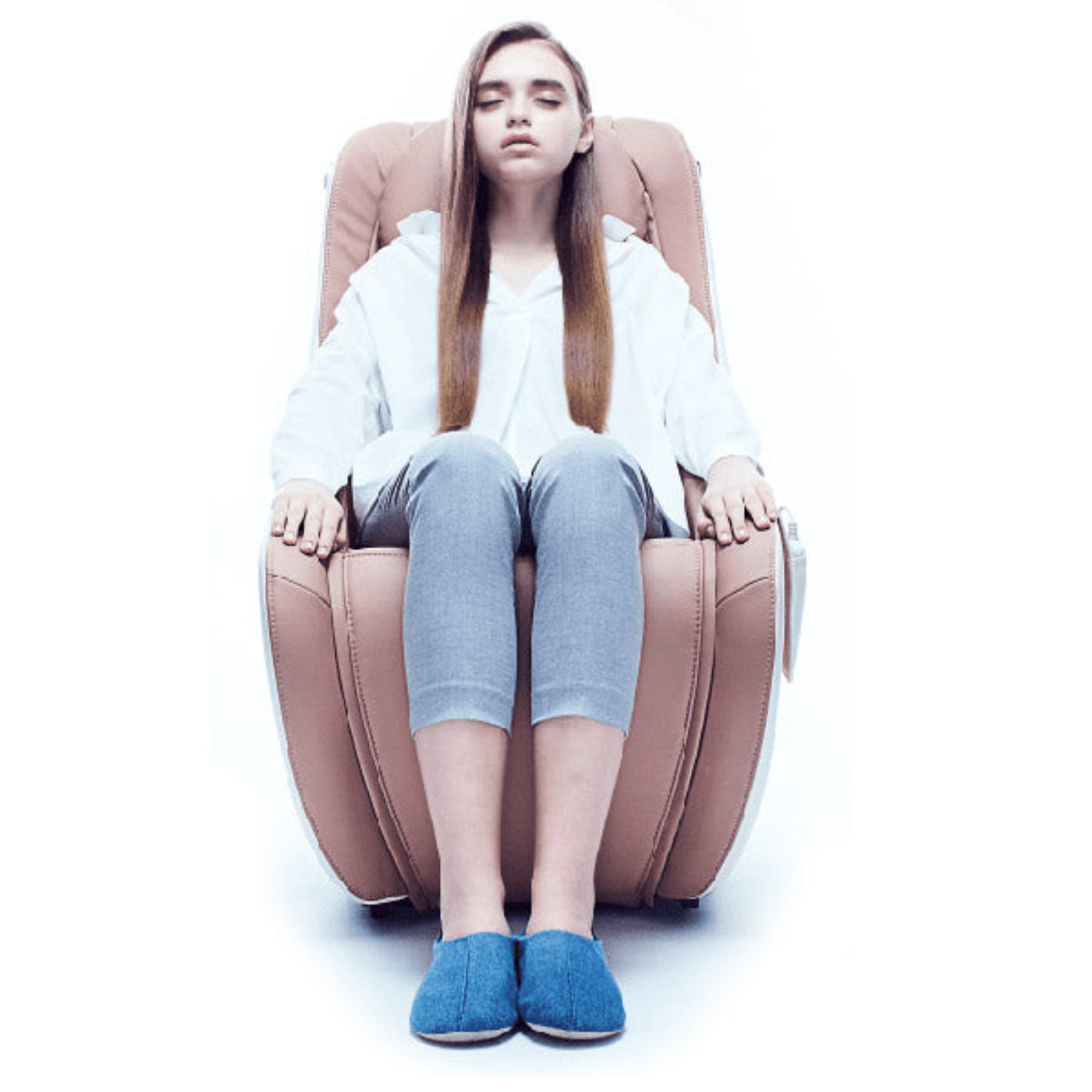 Synca Wellness CirC Massage Chair - SMR0004-11NA