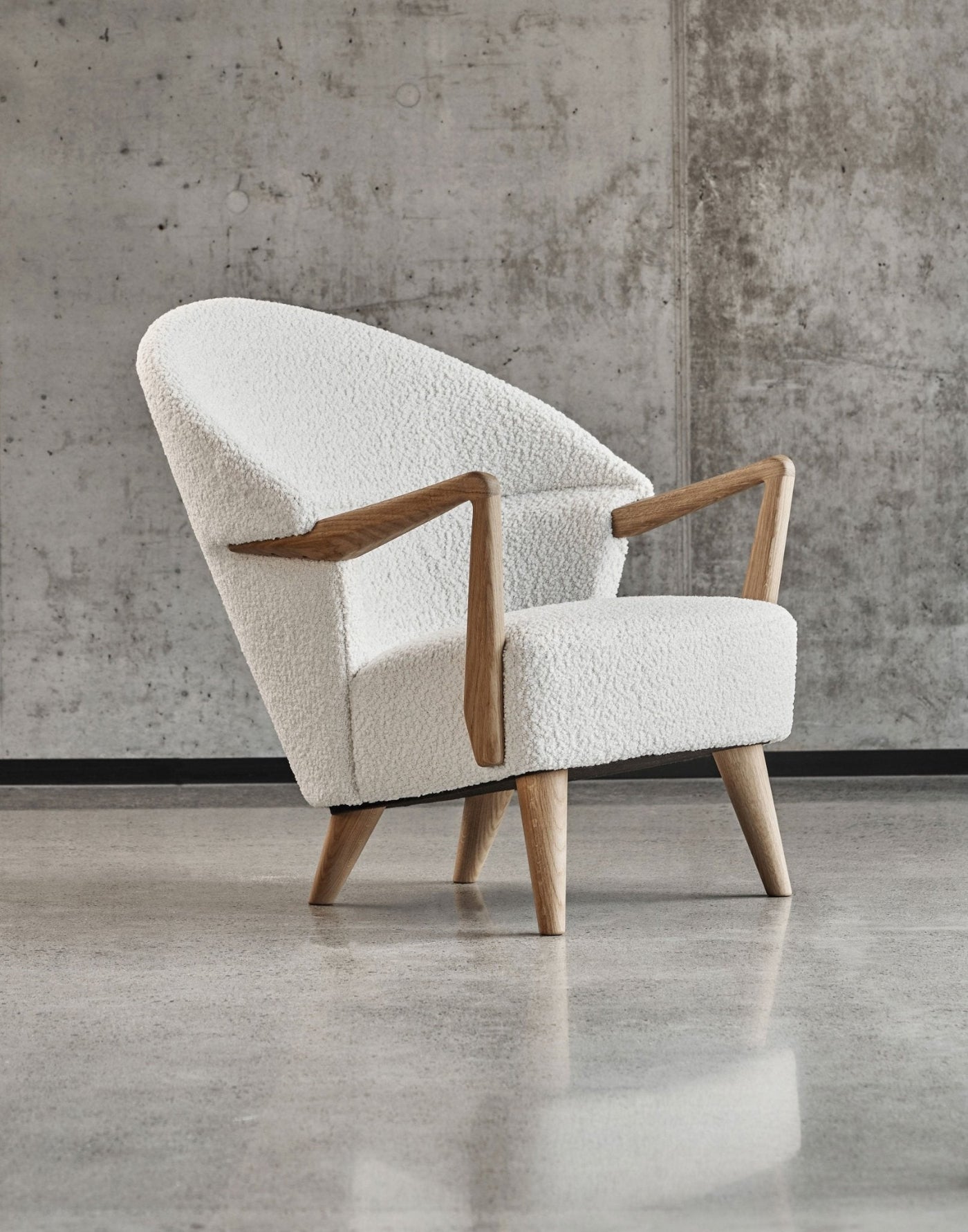 Eikund UnFluffy Lounge Chair - UNFLUFFY-OO-ELWH