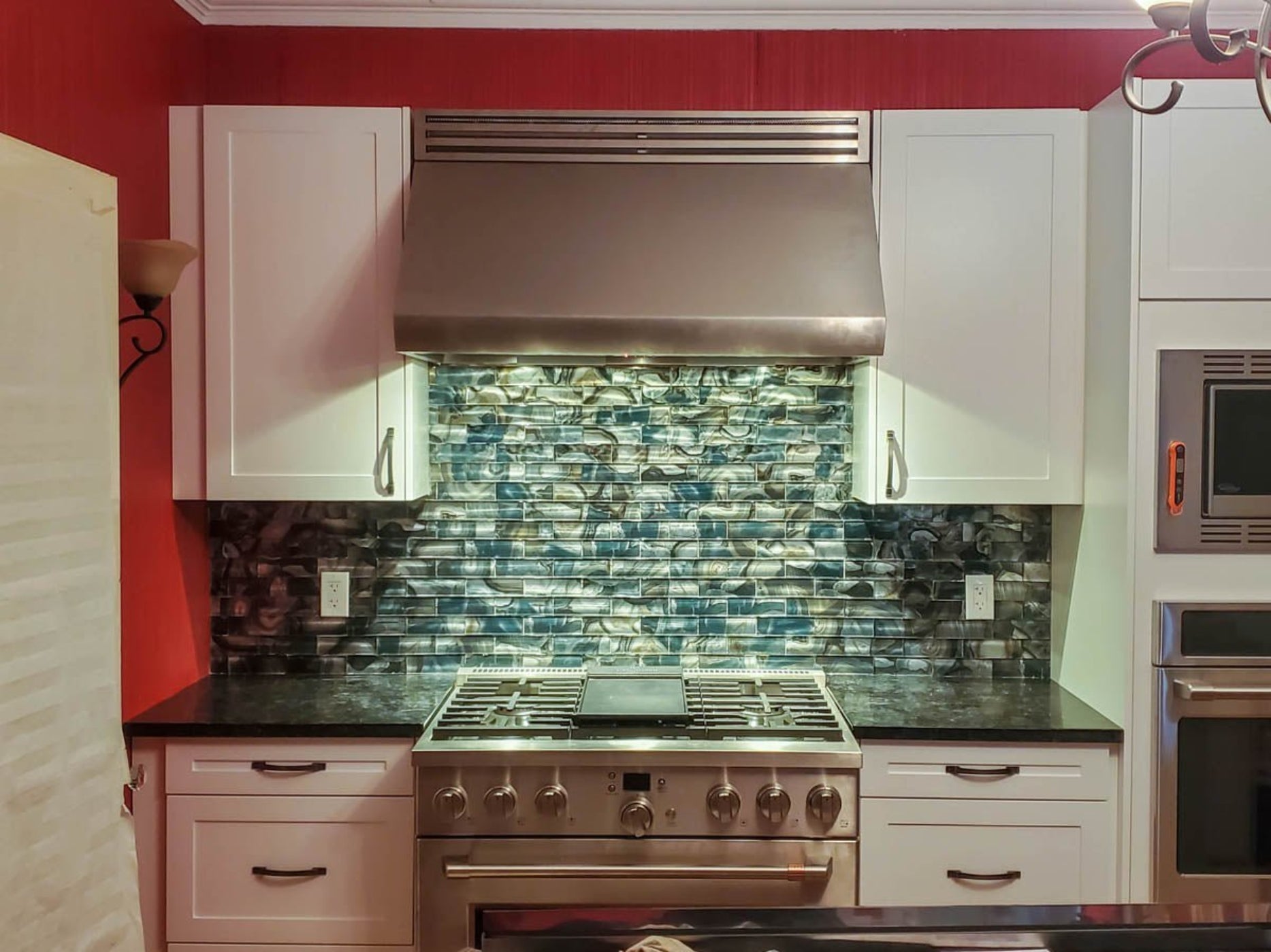 ProLine Wall-Mounted Range Hood, Convertible to Ductless, 1000/2000 CFM, Stainless Steel Finish, Outdoor Rated - Proline PLJW 109
